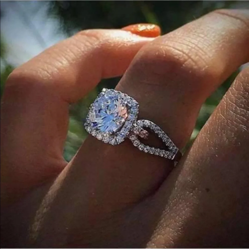 2.50 Round Cut White Sapphire Wedding Ring - Picture 6 of 6